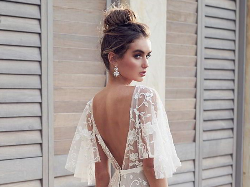 say-yes-to-the-backless-dress