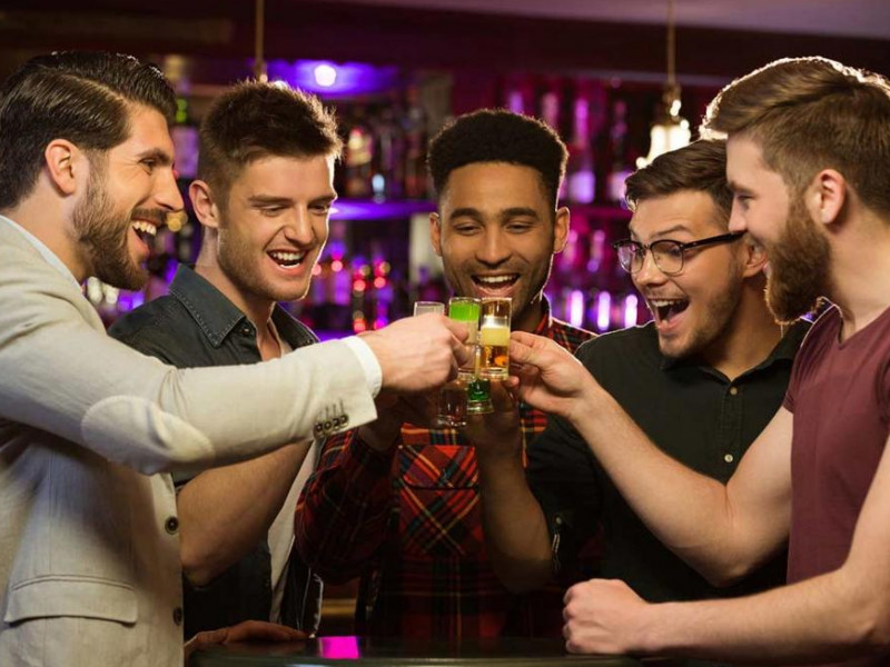 5-things-to-do-on-a-guys-night-out