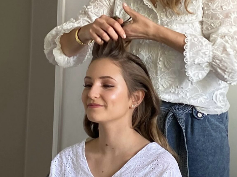 elegancia-hmua-hair-make-up