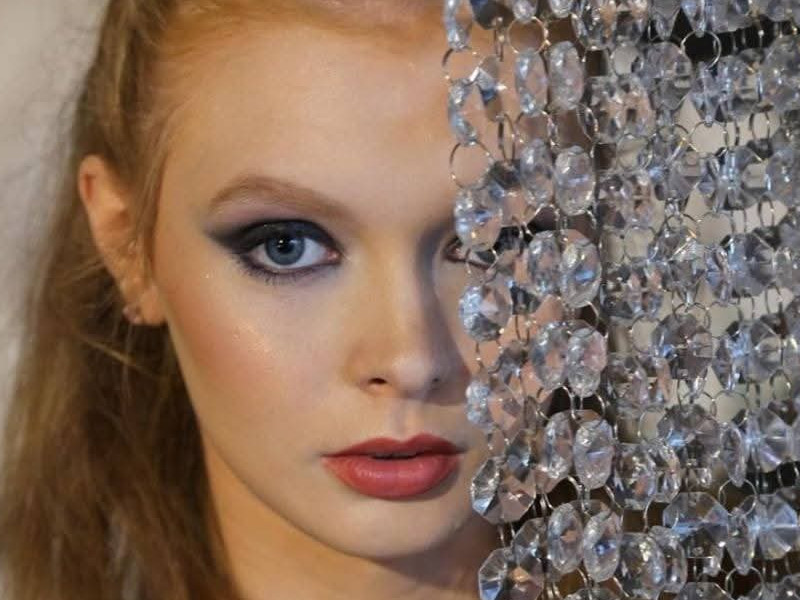 kiss-zsuzsanna-make-up-artist