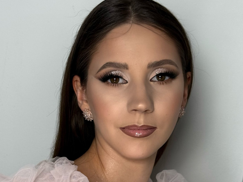 regina-rocska-make-up-artist